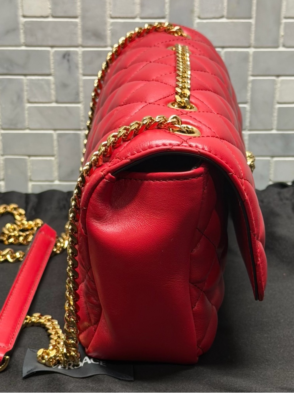 Versace Quilted Lamb Leather Medusa Shoulder Bag Dark Red Gold Chain New - Picture 4 of 11